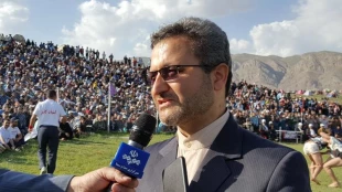 با حضور فرماندار قوچان :
مسابقات کشتی با چوخه رهورد در قوچان برگزار شد 2