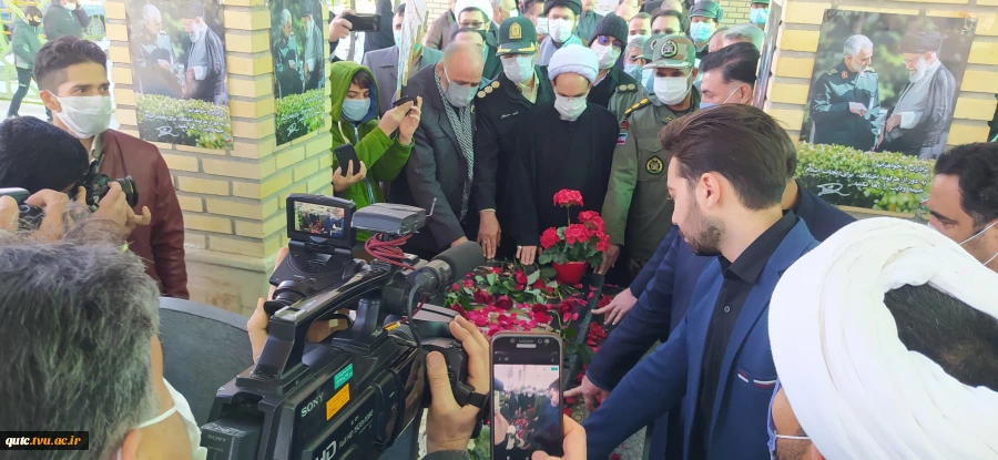 گزارش_تصویری:ازحضورریاست مرکزدرمراسم اولین_سالگرد_سپهبد_سردار_شهید_حاج_قاسم_سلیمانی_در_مزار_شهدای_قوچان که برگزارشد... 3