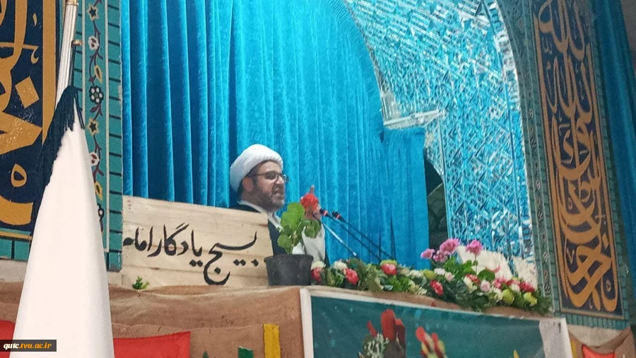 امام‌جمعه قوچان مطرح کرد

دولت انقلابی برای قوچان مسئول و مدیر بومی و کارآمد انتخاب کنند. 2