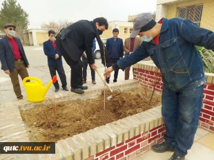 کشت نهال توسط ریاست دانشکده، معاونین و کارکنان در محوطه آموزشکده فنی و حرفه ای قوچان انجام شد

 9