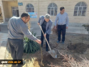 مراسم جشن نیمه شعبان با محوریت دانشجویان و با حضور مسئولین شهرستان در آموزشکده فنی شهید رجایی قوچان برگزار شد.

 21